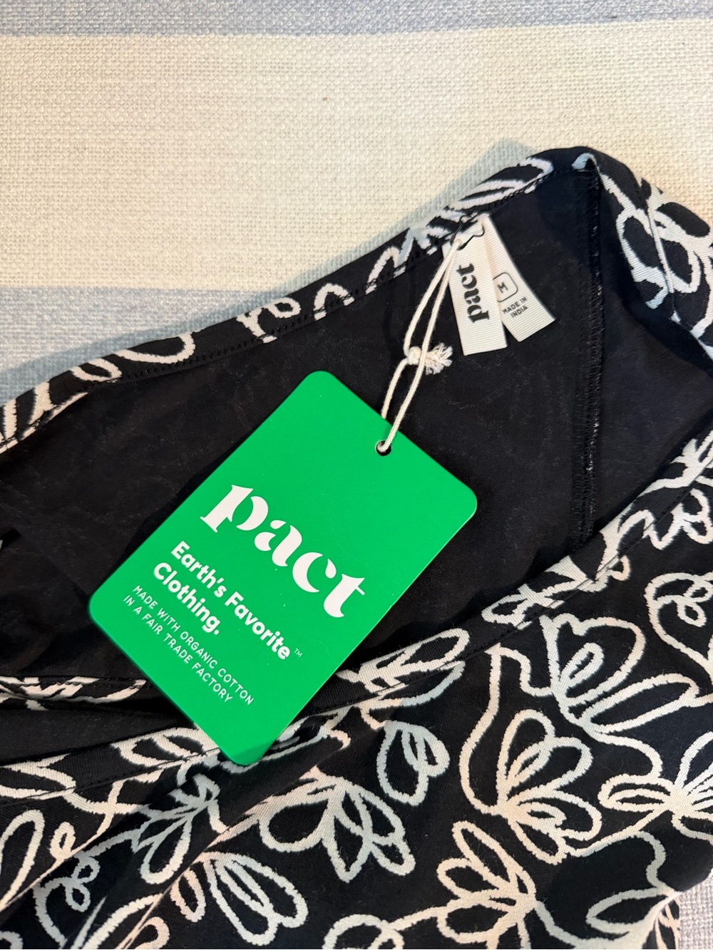 NWT Pact Dress - Organic Cotton, Floral, Criss Cross Back, Short Sleeve - Picture 8 of 13
